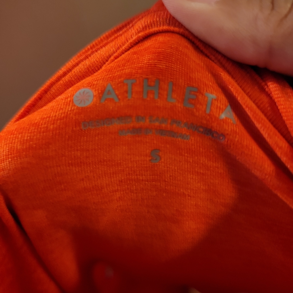 Athleta Uptemo Pullover Size Small - image 4